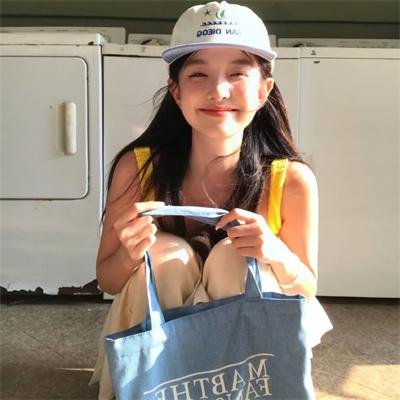 来自大山的哑娘